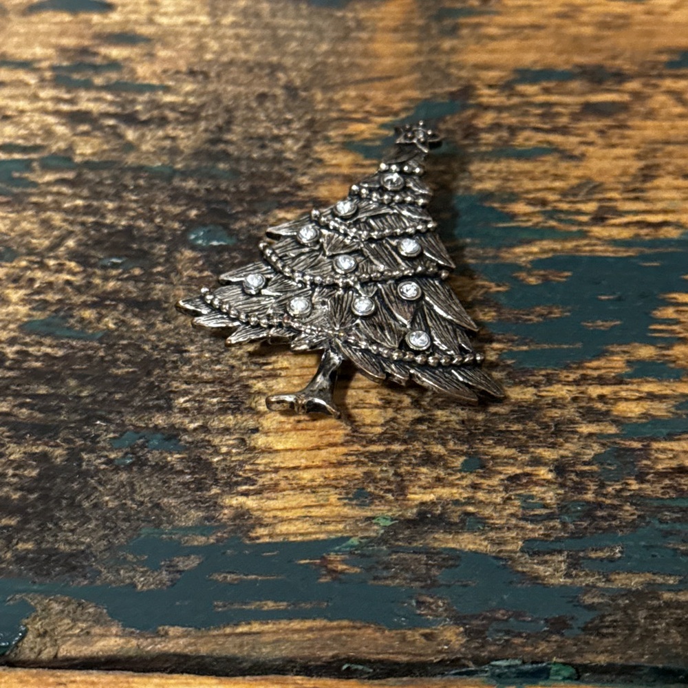 Silver Christmas Tree Brooch